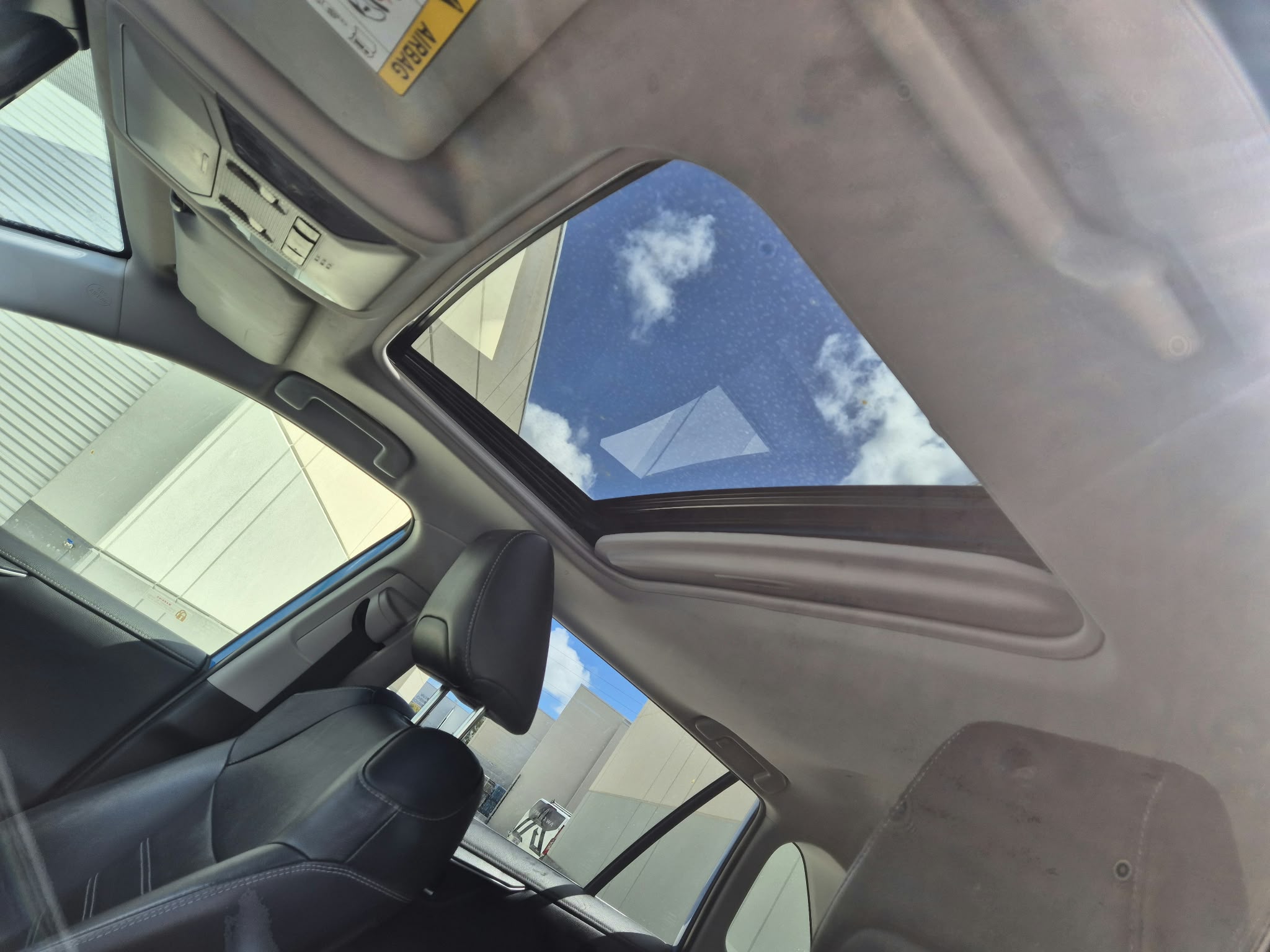 2022 Toyota Kluger Grande Hybrid in black — photo 5 of 5