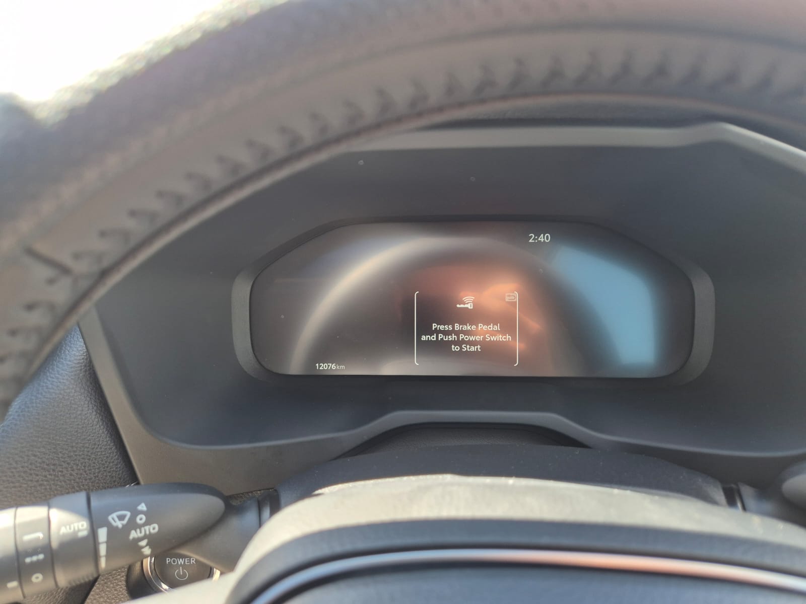 2022 Toyota Kluger Grande Hybrid in black — photo 5 of 8