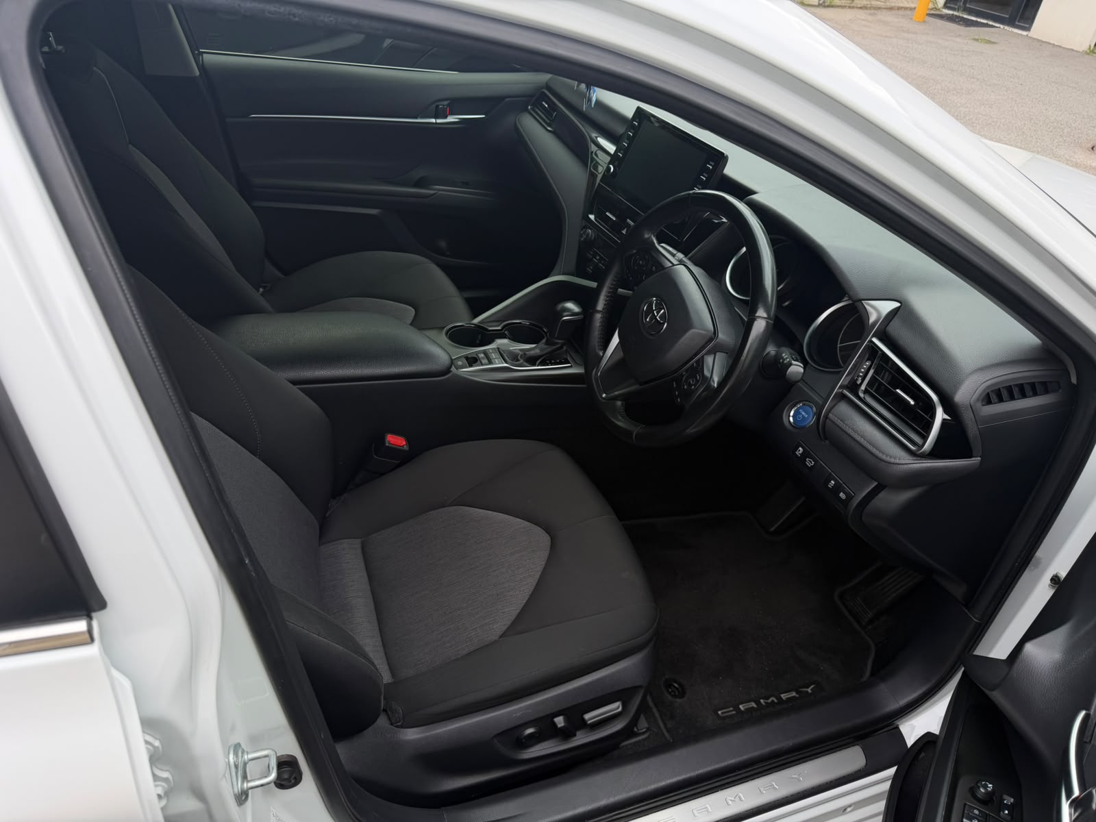 2023 Toyota Camry Hybrid Sport in white — photo 6 of 6