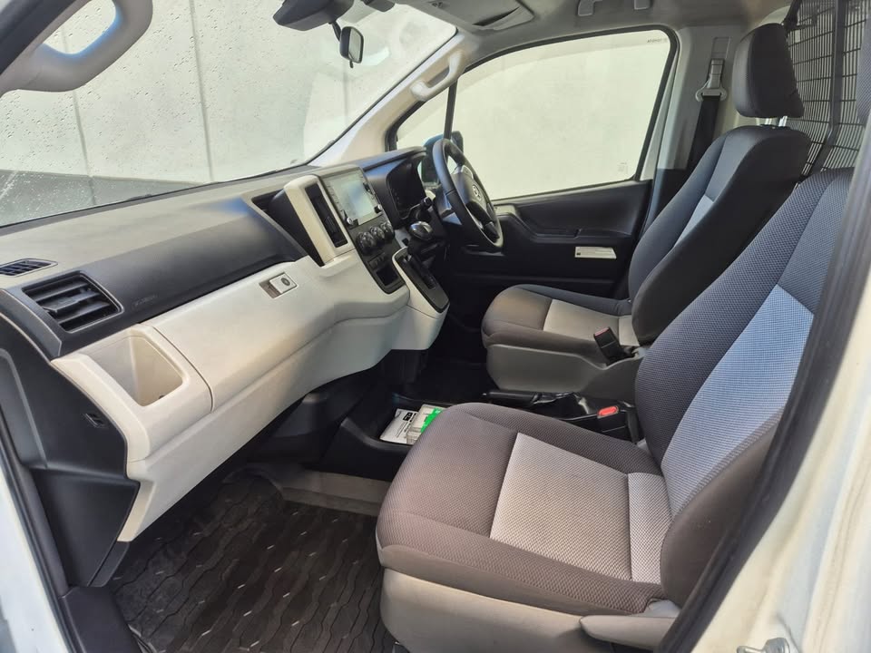 Toyota Camry Hybrid 70 Series rideshare fleet car — photo 5 of 6