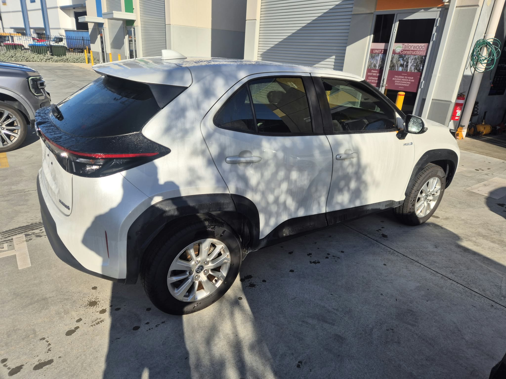 2024 Toyota RAV4 Hybrid in white — photo 3 of 7
